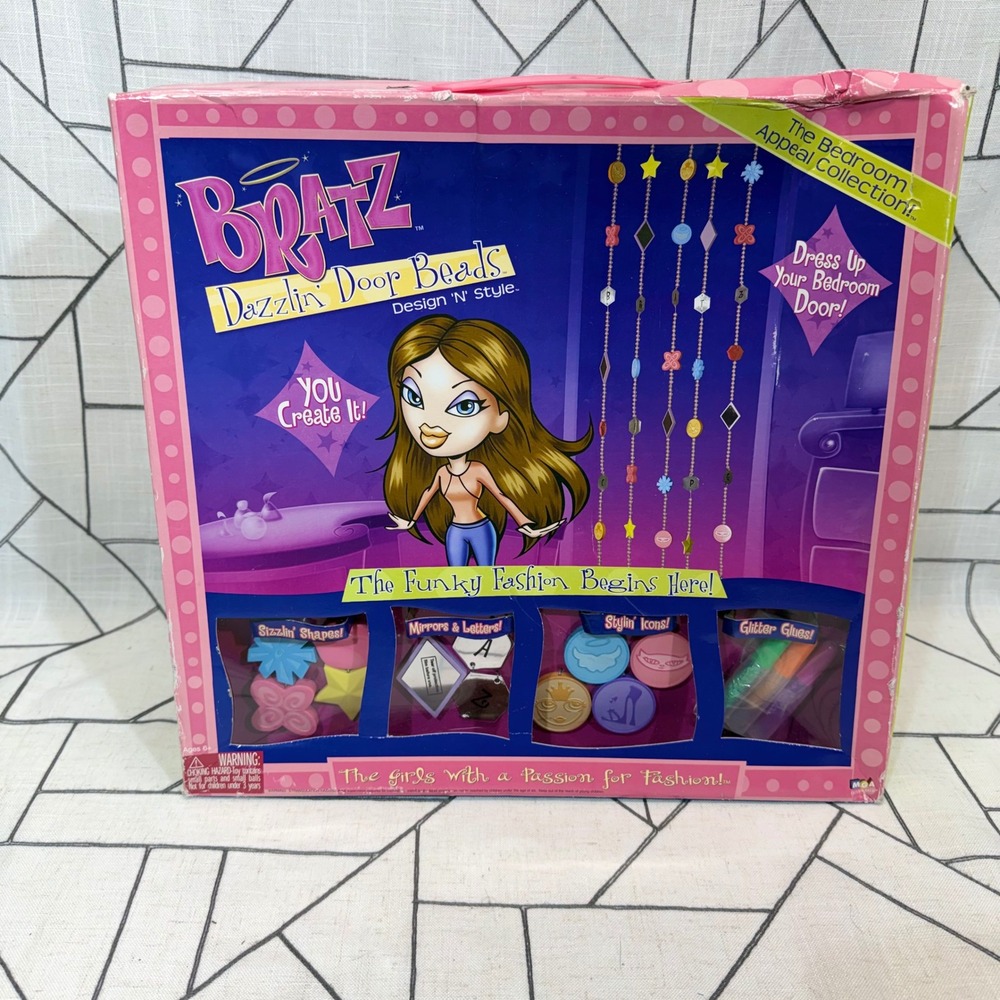 Bratz Dazzlin Door Beads OS Pink 2003 Vintage Bedroom Appeal Collection DIY Kit